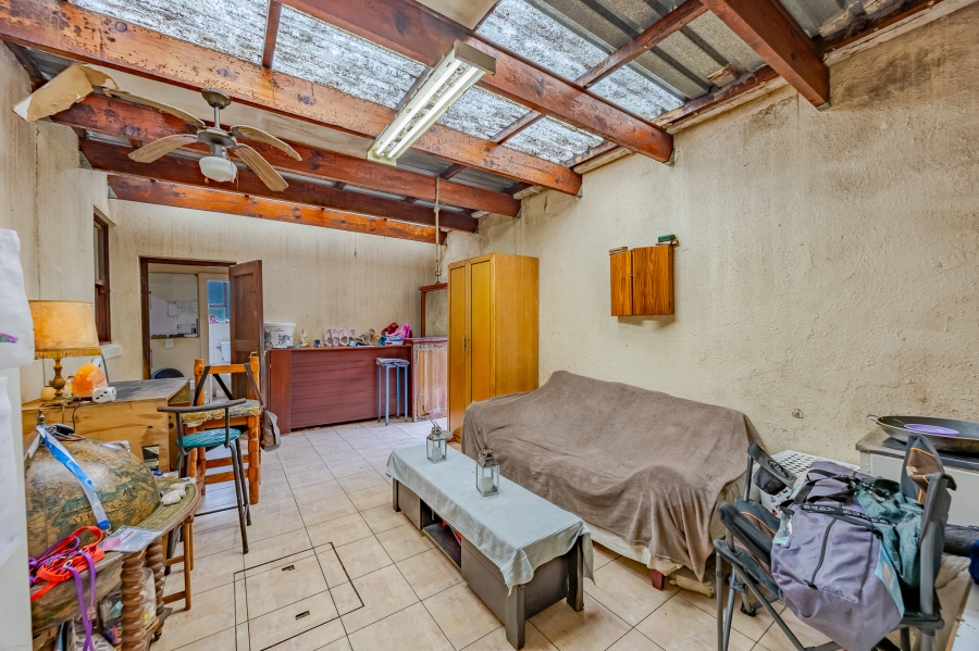 4 Bedroom Property for Sale in Lakeside Western Cape